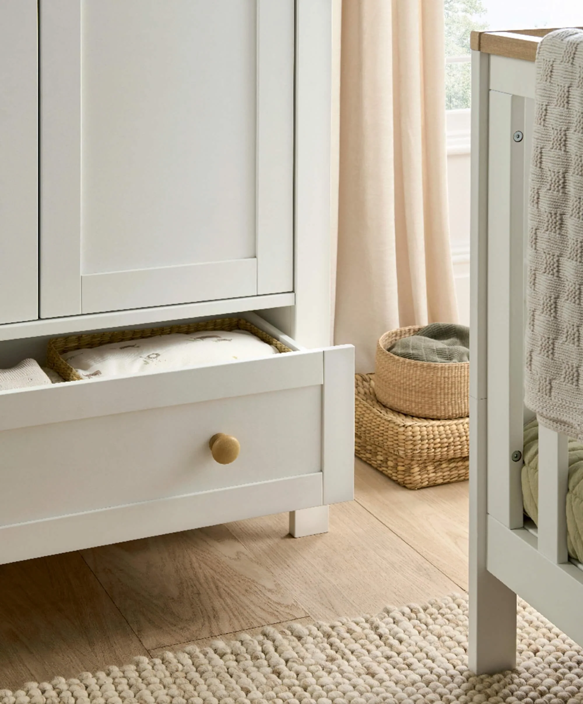 Wedmore Nursery Wardrobe - White/Natural - Image 4